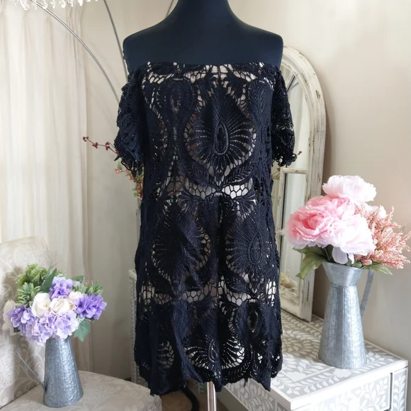 🍒NWT🍒 FREE PEOPLE CROCHET DRESS - Picture 6 of 12